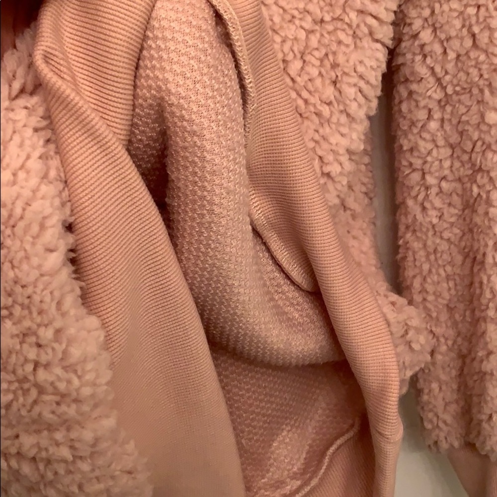 Teddy Sherpa Sweater - Picture 3 of 5